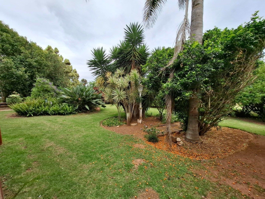 4 Bedroom Property for Sale in Wavecrest Eastern Cape